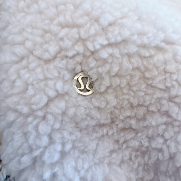 Lululemon Sherpa cinchable  Fleece Zip Jacket | Size 2 - Picture 9 of 9